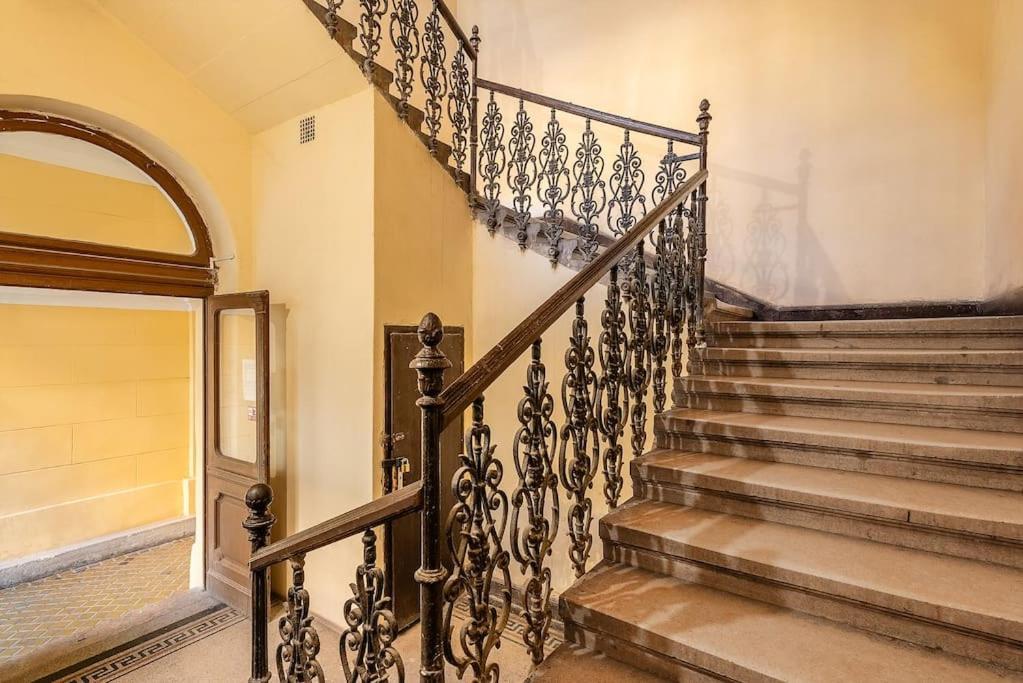 Dizsu'S Place Budapeşte Dış mekan fotoğraf